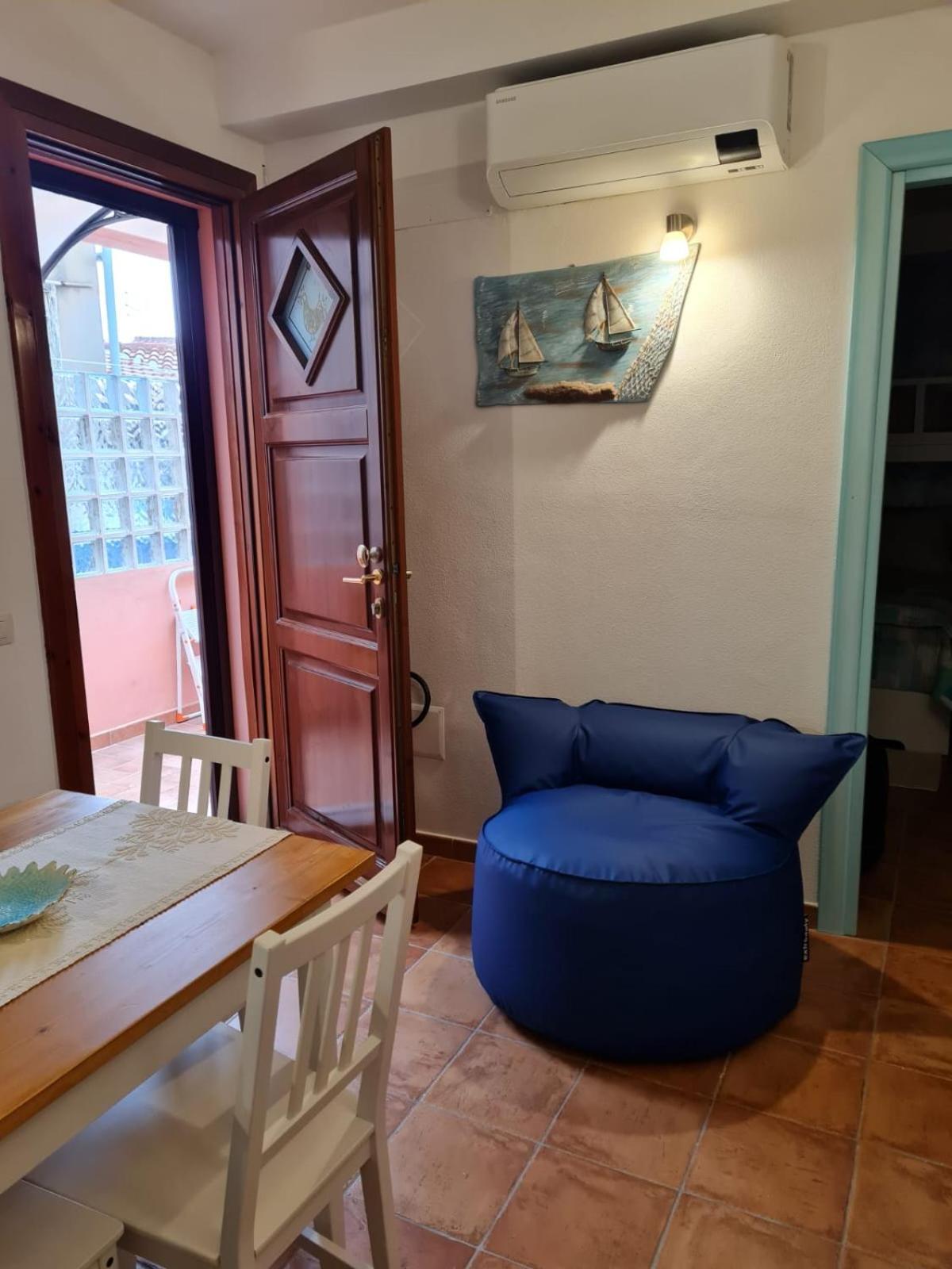 Appartamento La Casa Di Orimari SantʼAntìoco Esterno foto